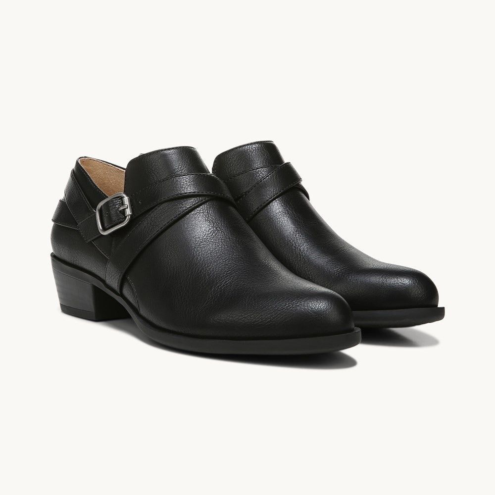 Life stride Adley Shootie black Smooth size 9.5 NWT in box‎